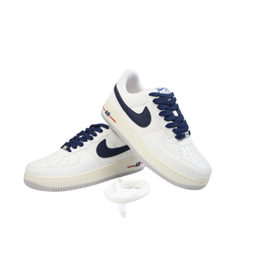 Tênis Nike Air Force 1 Branco e Azul Marinho
