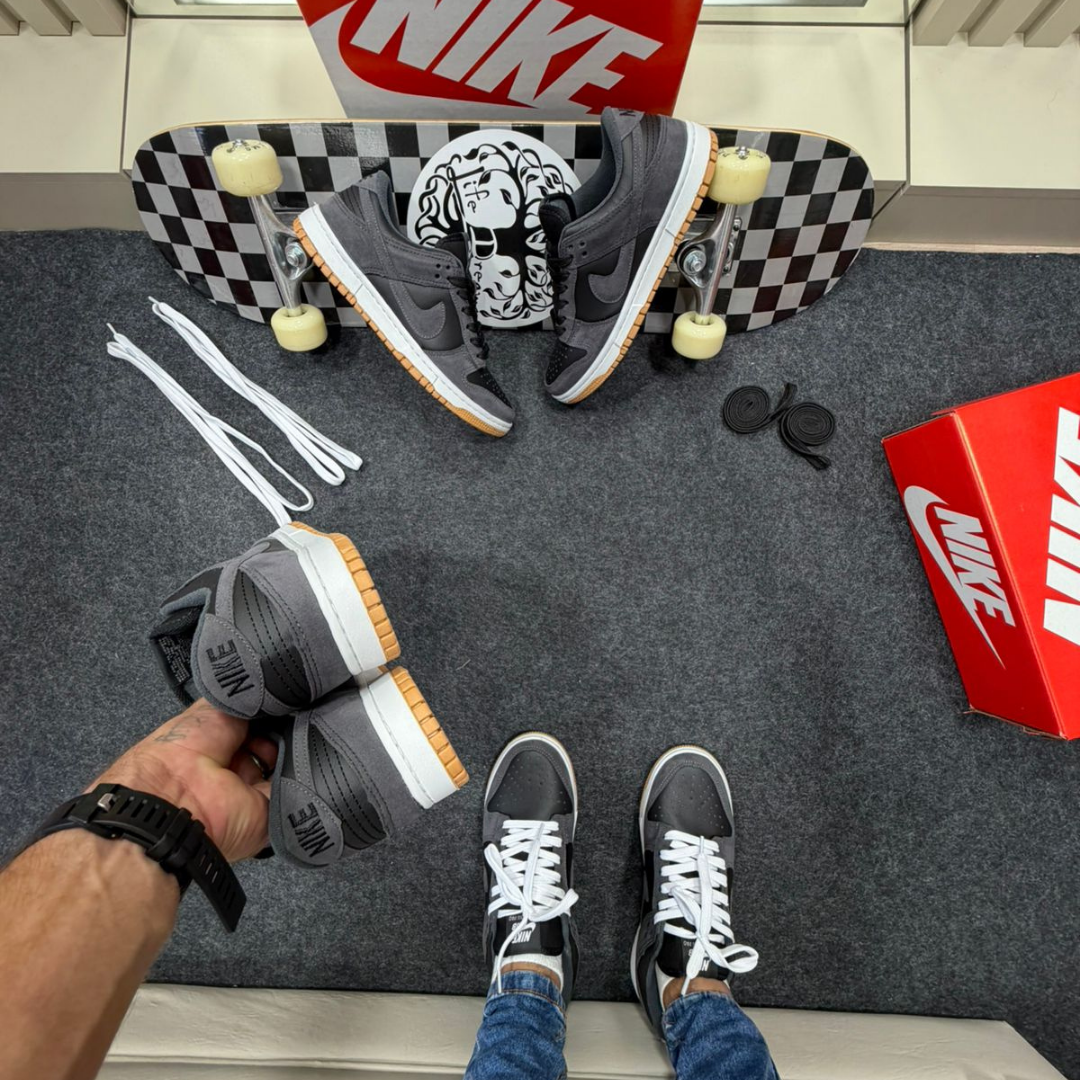 Tenis Nike Sb Dunk Low Cinza Camurça