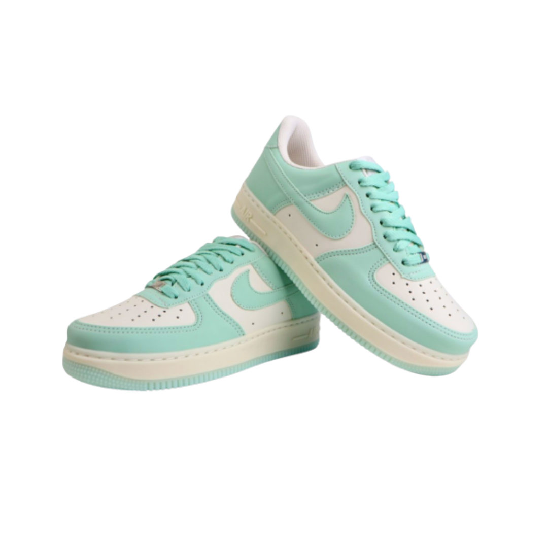 Tênis Feminino Nike Air Force Luxo