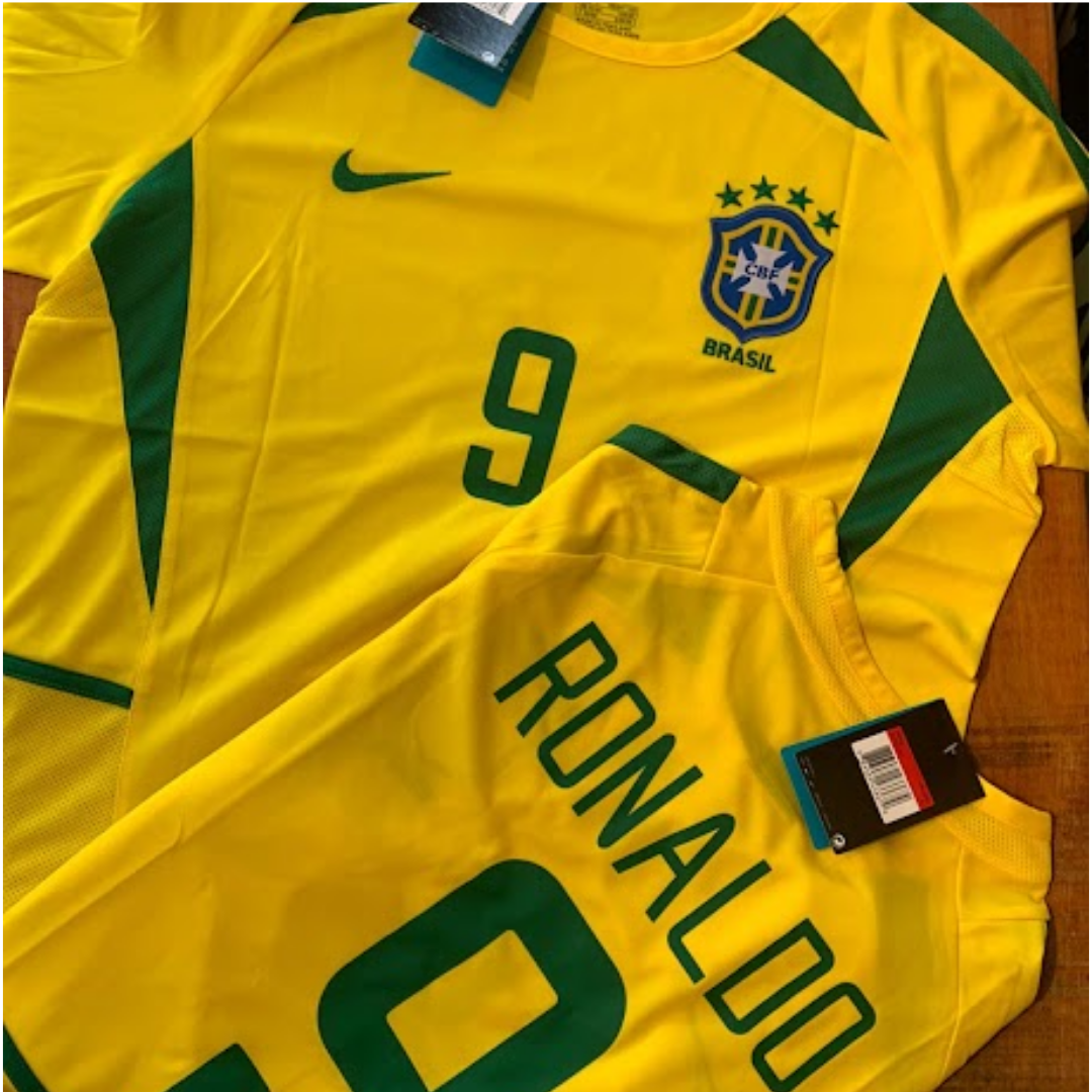 Camisa Brasil Retrô 2002 Seleção I Nike Masculina Amarela N°9 Ronaldo