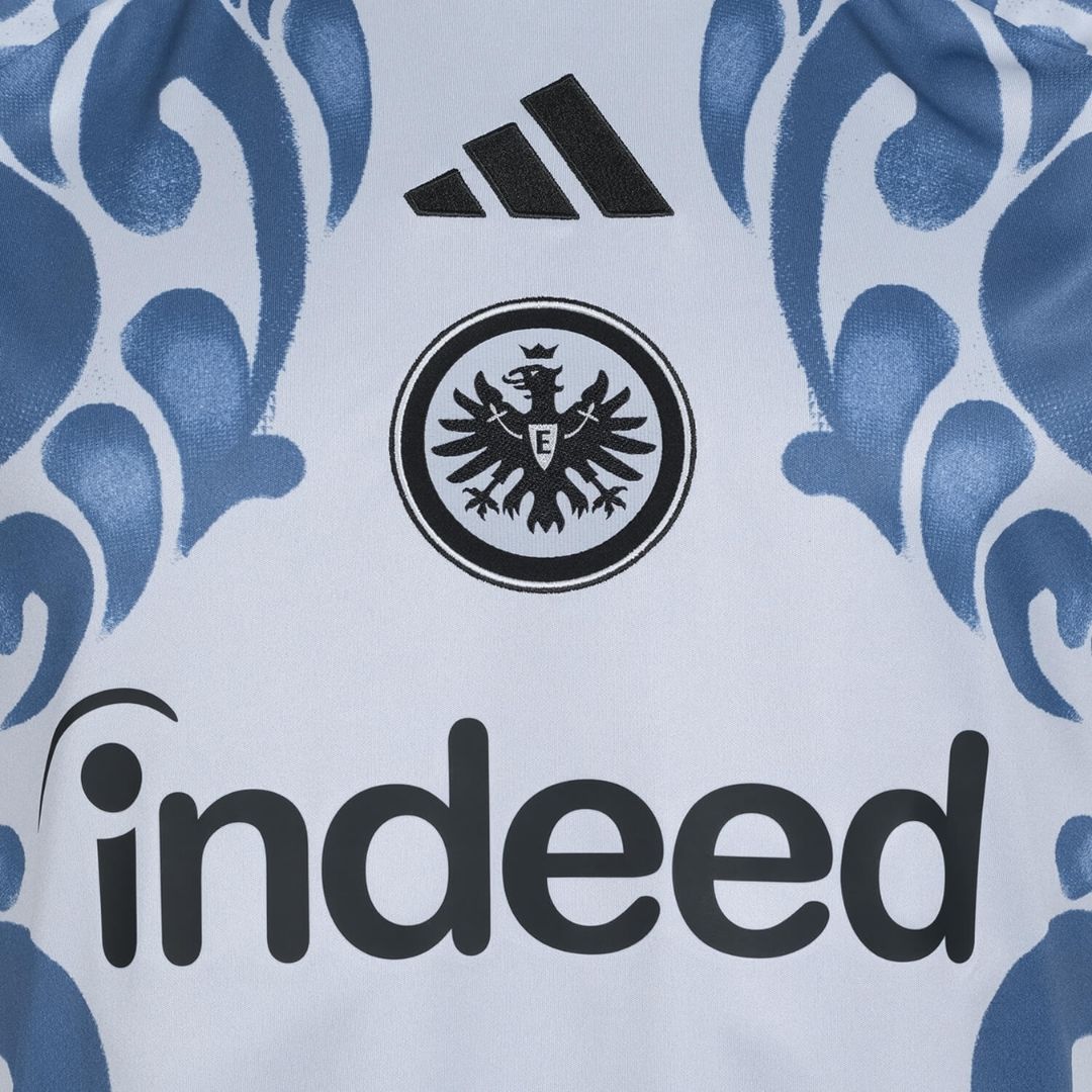 Camisa Eintracht Frankfurt III Third 2026/2027 Torcedor Masculina