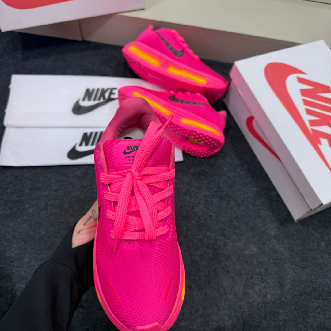 Tênis Feminino Nike Run Vomero Pink e Laranja