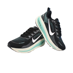 Tênis Feminino Nike Air Zoom Vomero 18