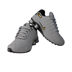 Tênis Nike Shox NZ