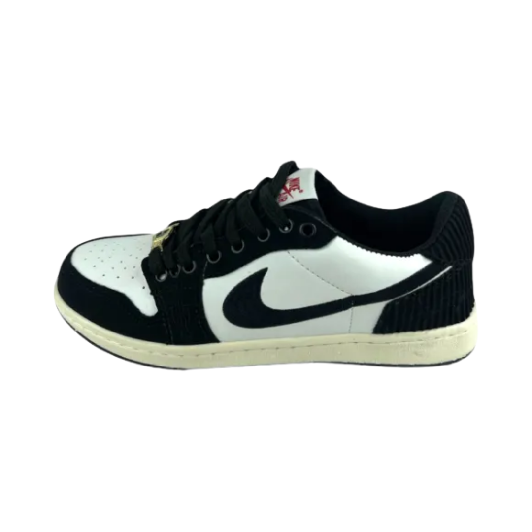 Tênis Nike Air Jordan Low OG