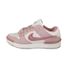 Tênis Nike Dunk Low Twist Rosa