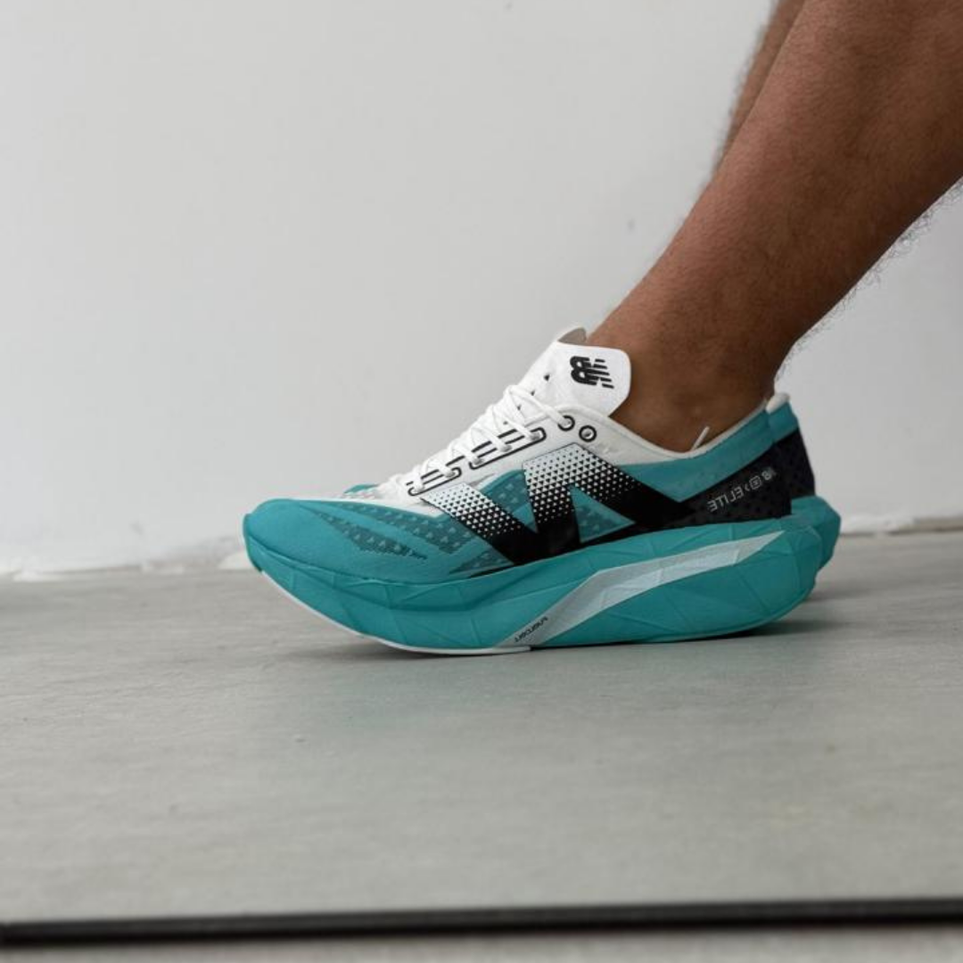 Tênis Masculino New Balance FuelCell