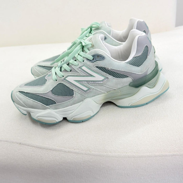 Tenis New balance 9060 Feminino Couro