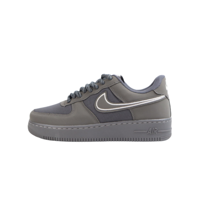Tênis Nike Air Force 1 Bordado