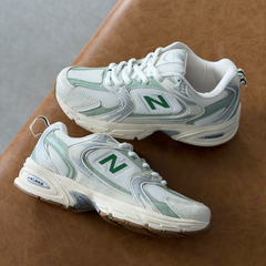 Tênis Feminino New Balance 530 Branco e Verde