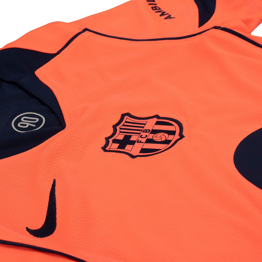 Camisa Barcelona III 2025/26 Nike Total 90 Torcedor Masculina