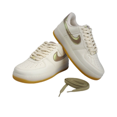 Tênis Feminino Air Force 1 Metálico