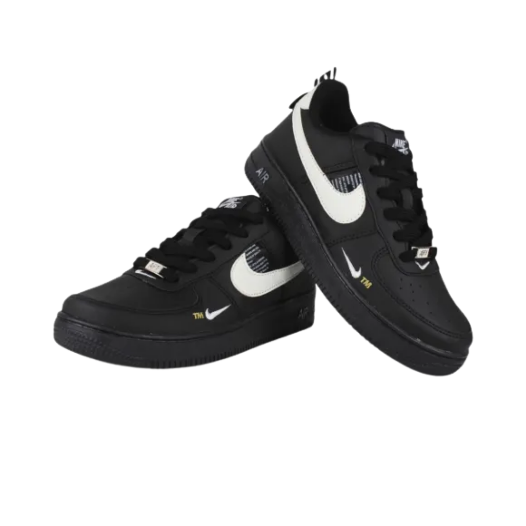 Tênis Nike Air Force 1 TM