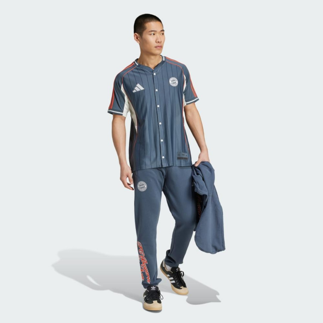 Camisa Masculina FC Bayern München US Pack Adidas Torcedor