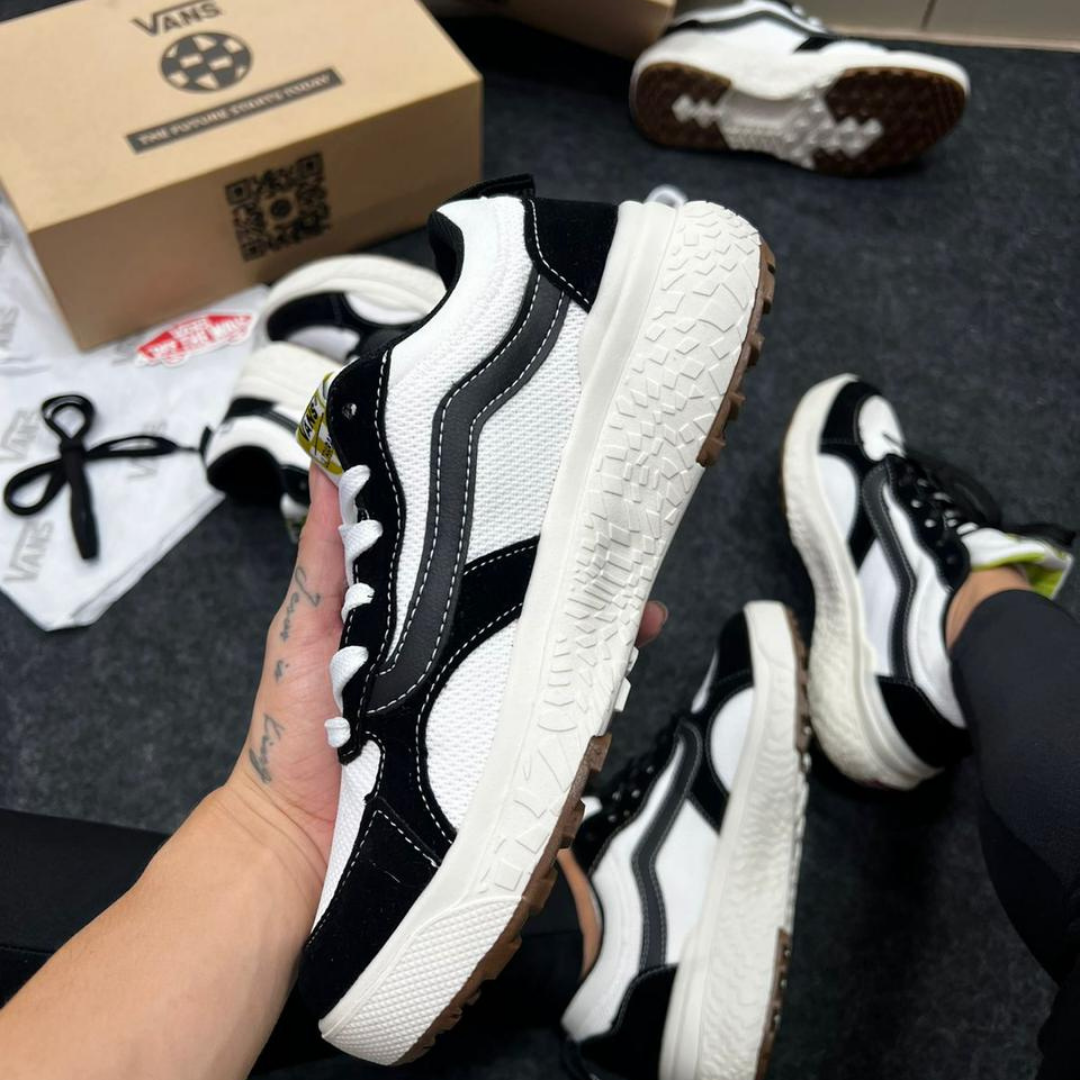 Tênis Vans Ultrarange Neo VR3 Marshmallow