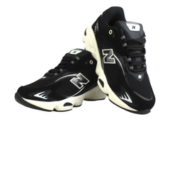Tênis New Balance 725