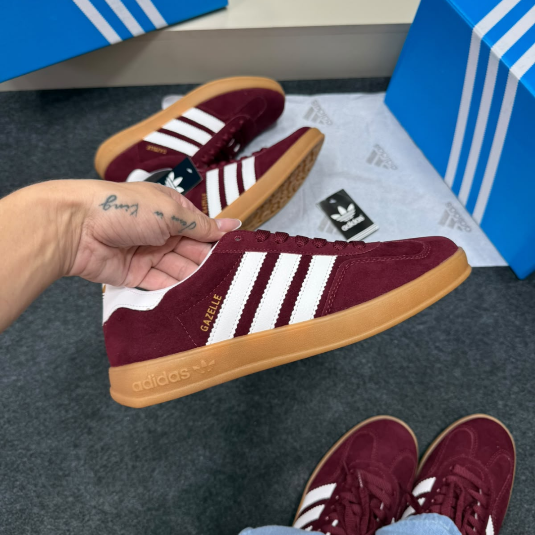 Tênis Feminino Adidas Gazelle Bordô