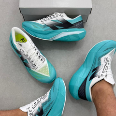 Tênis Masculino New Balance FuelCell