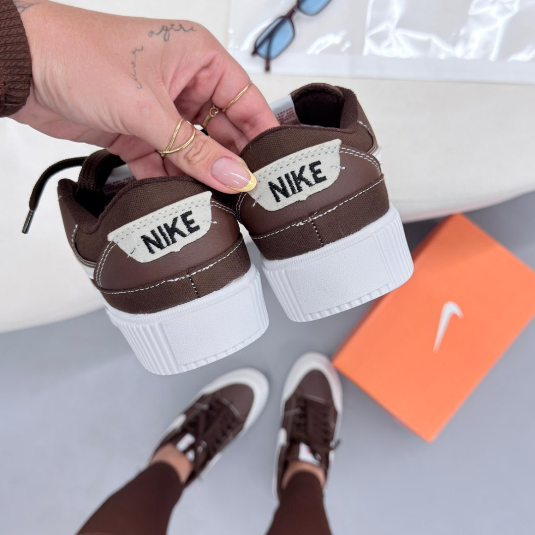 Tenis Feminino Nike Court Legacy Lift