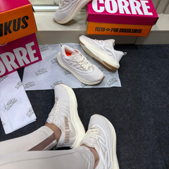Tênis Feminino Olympikus Corre 2 Bege