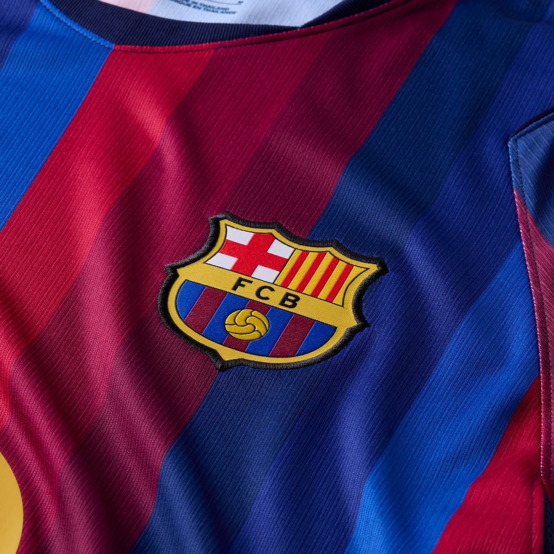 Camisa Masculina Barcelona 26/27 Home Torcedor Listrada