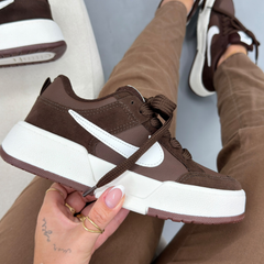 Tênis Feminino Nike NVR 01 Plataforma