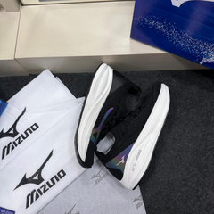 Tênis Mizuno Wave Vista Preto e Branco