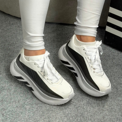 Tênis Feminino Adidas Hyperboost Edge Preto