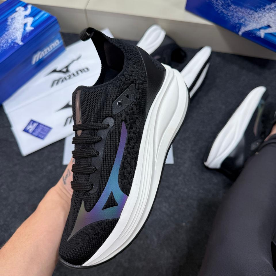 Tênis Mizuno Wave Vista Preto e Branco