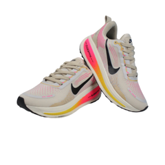 Tênis Feminino Nike Air Zoom Vomero 18