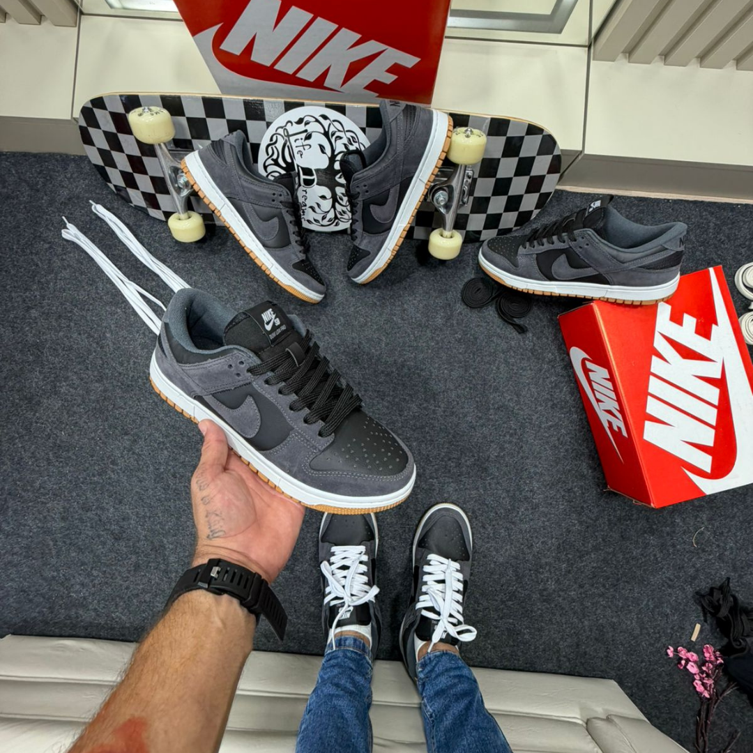 Tenis Nike Sb Dunk Low Cinza Camurça