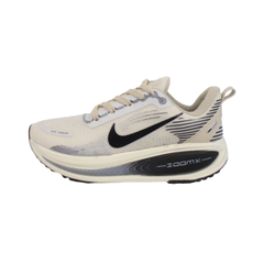 Tênis Feminino Nike Air Zoom Vomero 18