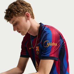 Camisa Masculina Barcelona 26/27 Home Torcedor Listrada