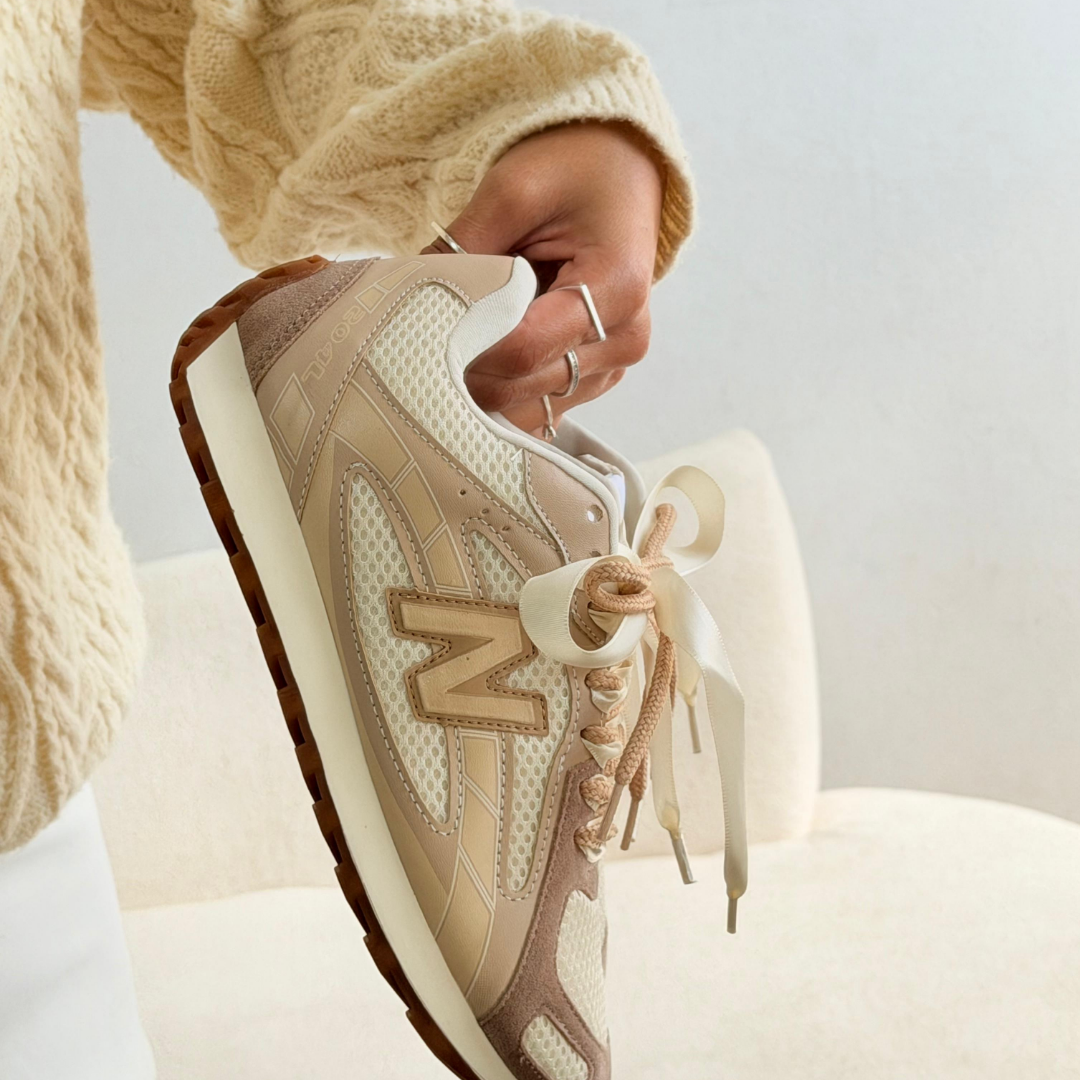 Tênis Feminino New Balance 204L