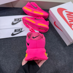 Tênis Feminino Nike Run Vomero Pink e Laranja