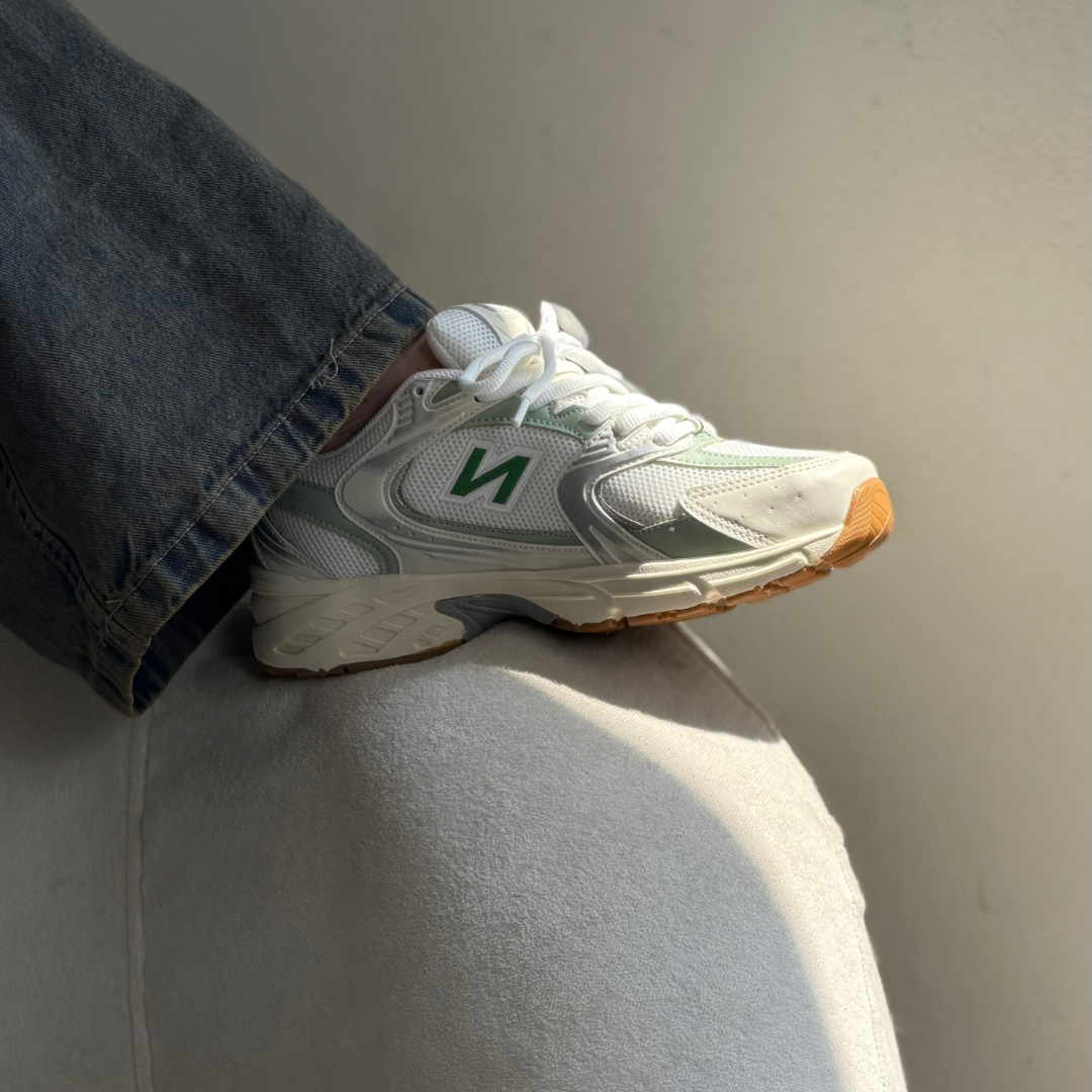 Tênis Feminino New Balance 530 Branco e Verde